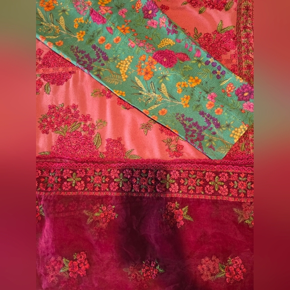 TULIP - Hussain Rehar Karandi 3 Piece Suit With Straight Pants- Medium - Picture 11 of 12